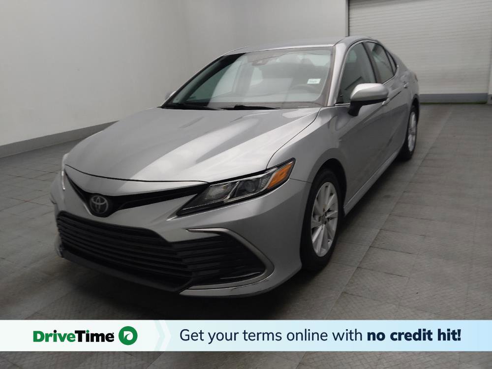 Used 2022 Toyota Camry LE FWD image 1