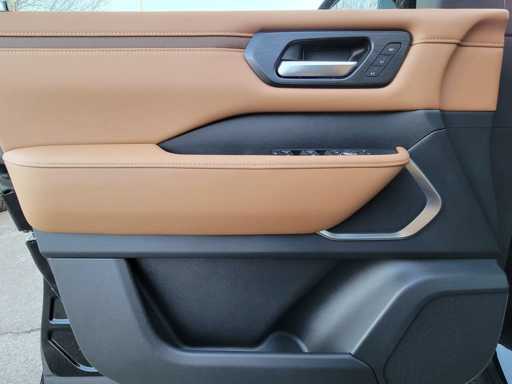 New 2026 Nissan Armada Platinum Reserve AWD/4WD image 32