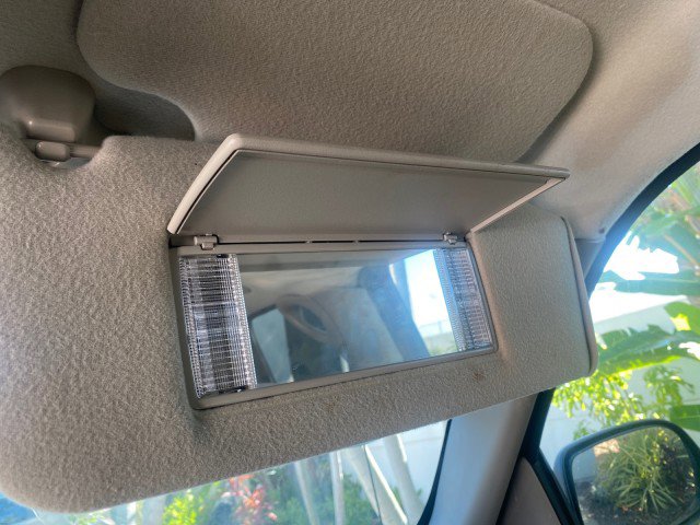 Used 2003 Chevrolet Suburban LS image 65