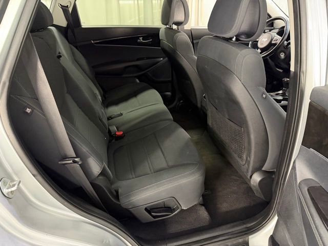 Used 2016 Kia Sorento LX w/ LX Convenience Package AWD/4WD image 8