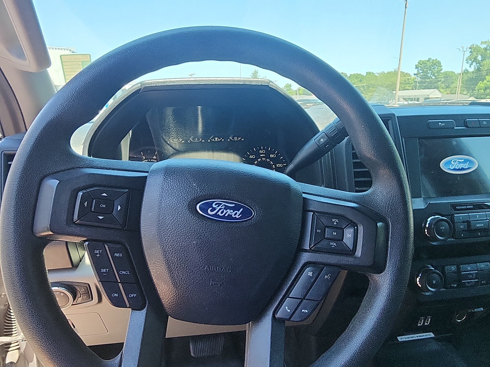 Used 2020 Ford F150 XL w/ Equipment Group 101A Mid RWD image 15