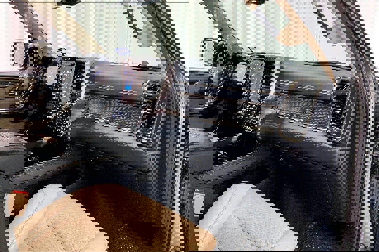 Used 2020 RAM 1500 Limited image 28