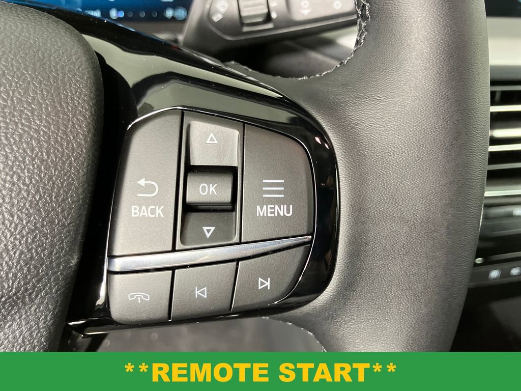 New 2026 Ford Escape SE w/ PHEV Premium Package FWD image 18