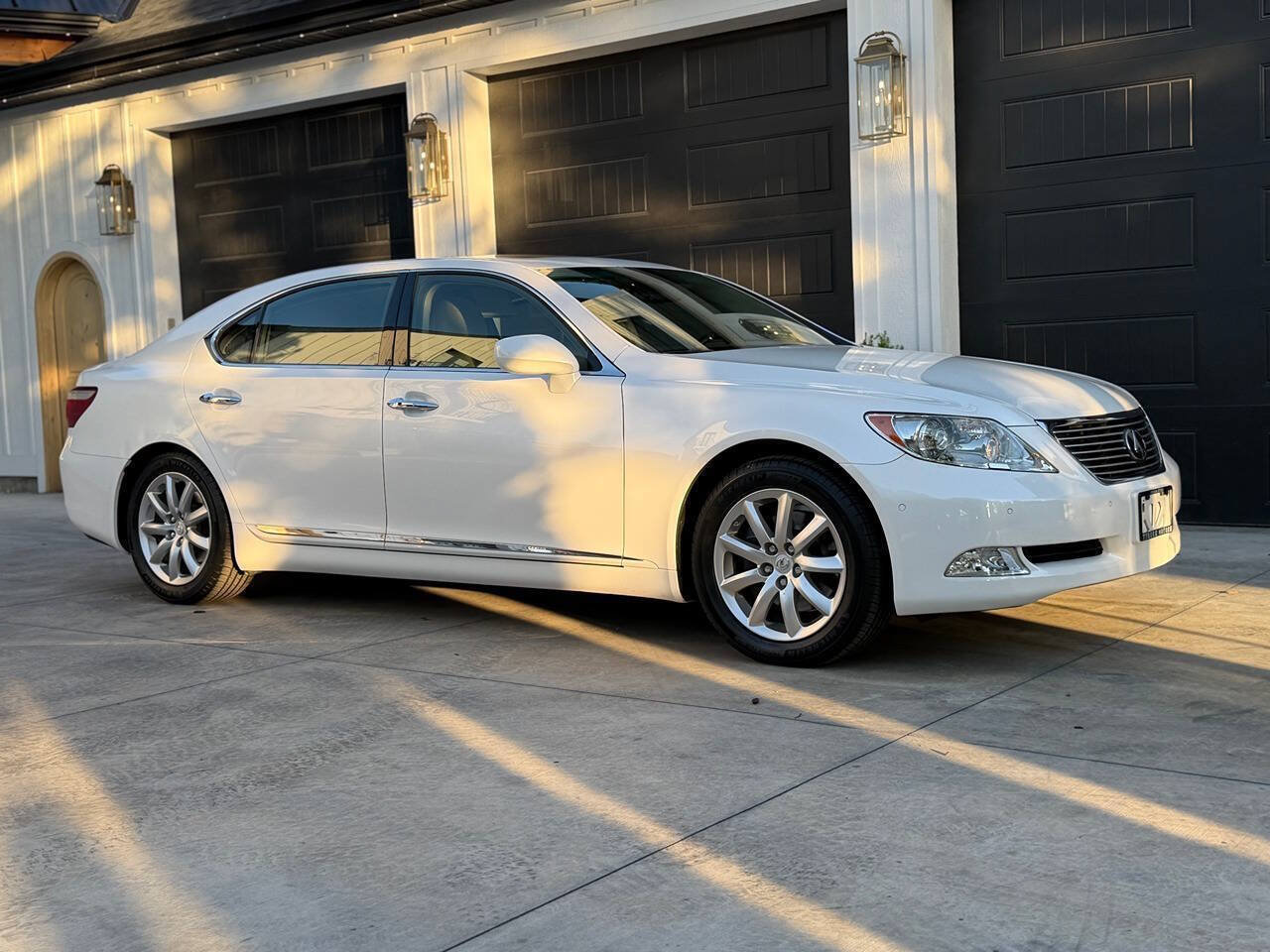 Used 2007 Lexus LS 460 L RWD image 16
