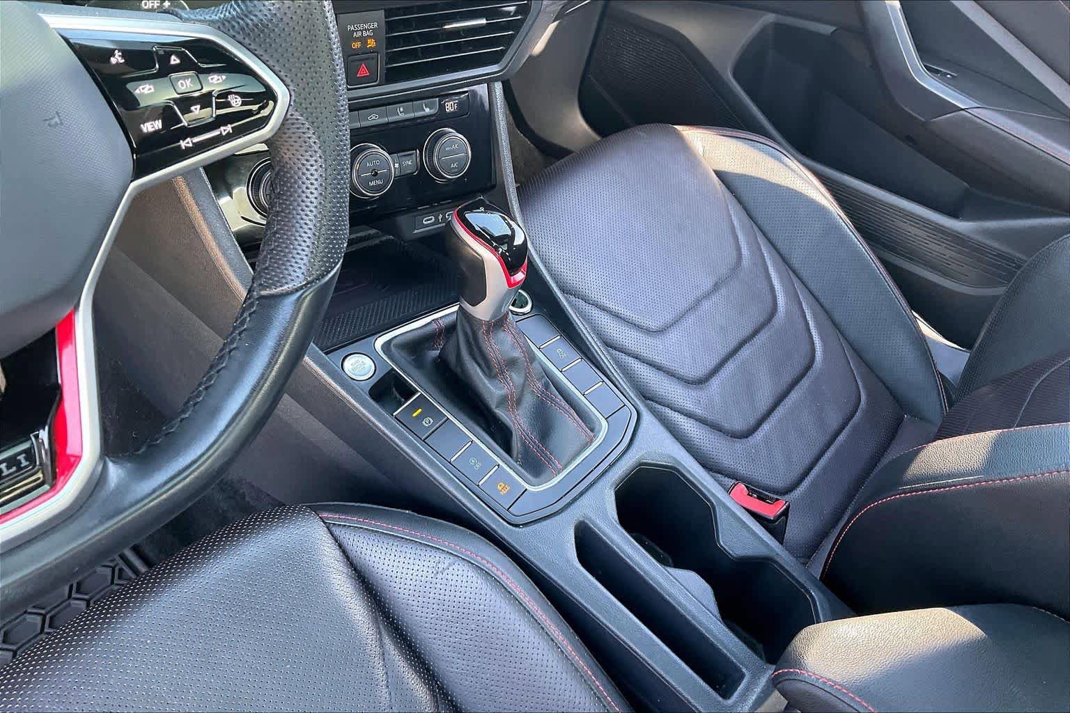 Used 2024 Volkswagen Jetta GLI Autobahn w/ GLI Black Package image 16