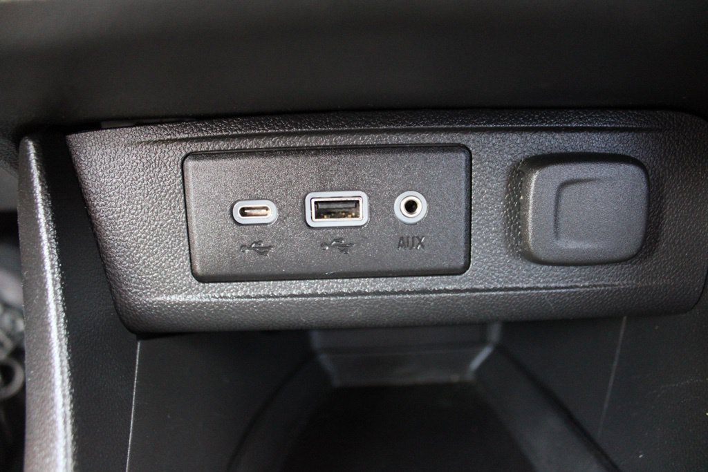 Used 2022 Buick Encore GX Select FWD image 22