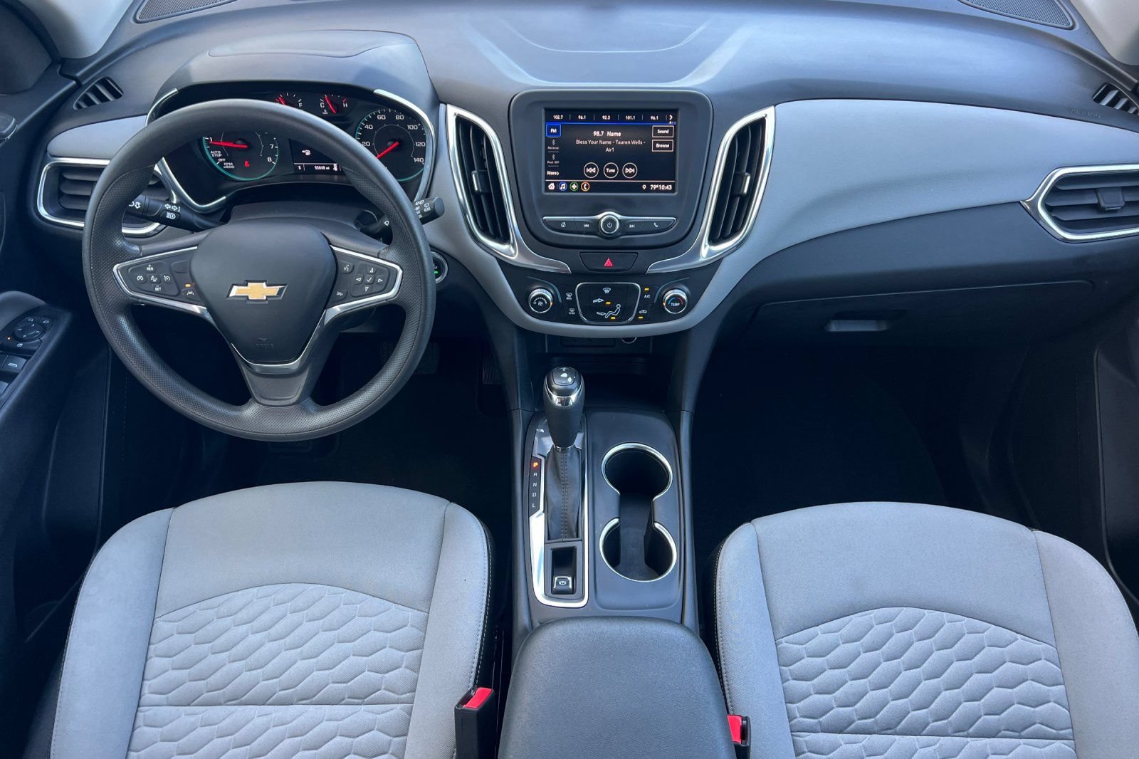 Used 2021 Chevrolet Equinox LS w/ LPO, Blackout Package AWD/4WD image 10