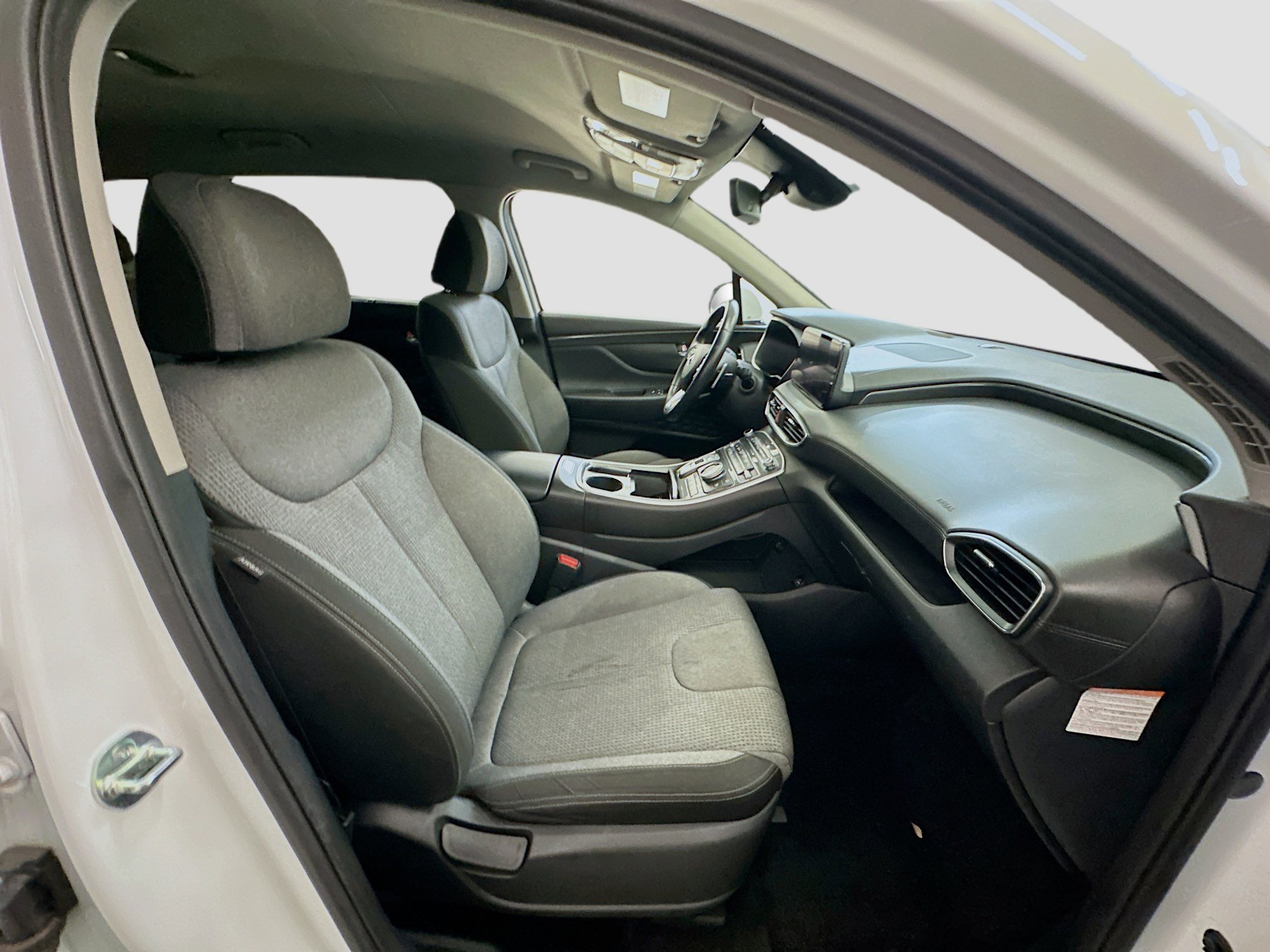 Used 2023 Hyundai Santa Fe SEL Convenience image 33