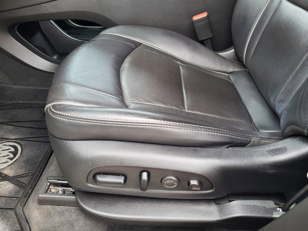 Used 2020 Buick Enclave Avenir w/ Avenir Technology Package AWD/4WD image 18