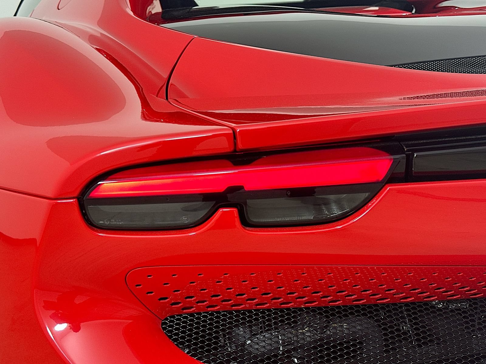 Used 2025 Ferrari 296 GTB RWD image 12
