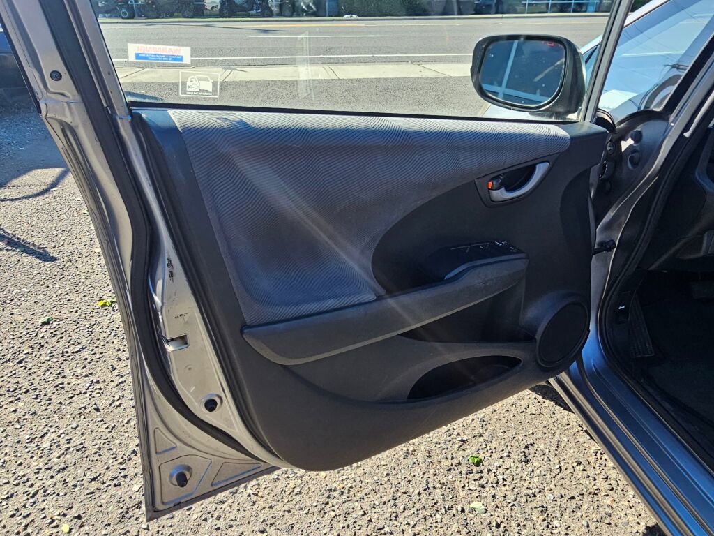 Used 2010 Honda Fit Base image 23