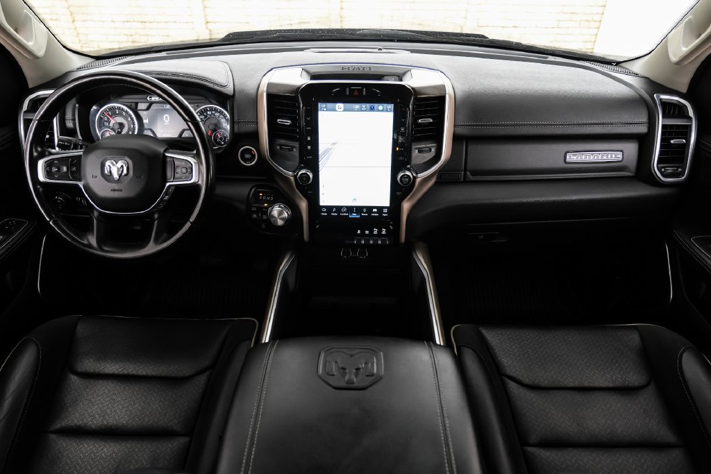 Used 2022 RAM 1500 Laramie AWD/4WD image 11