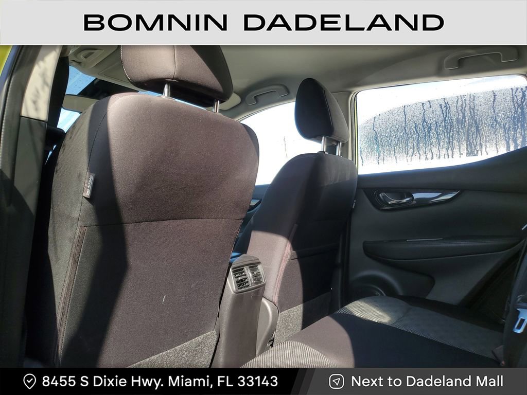 Used 2021 Nissan Rogue Sport SV image 10