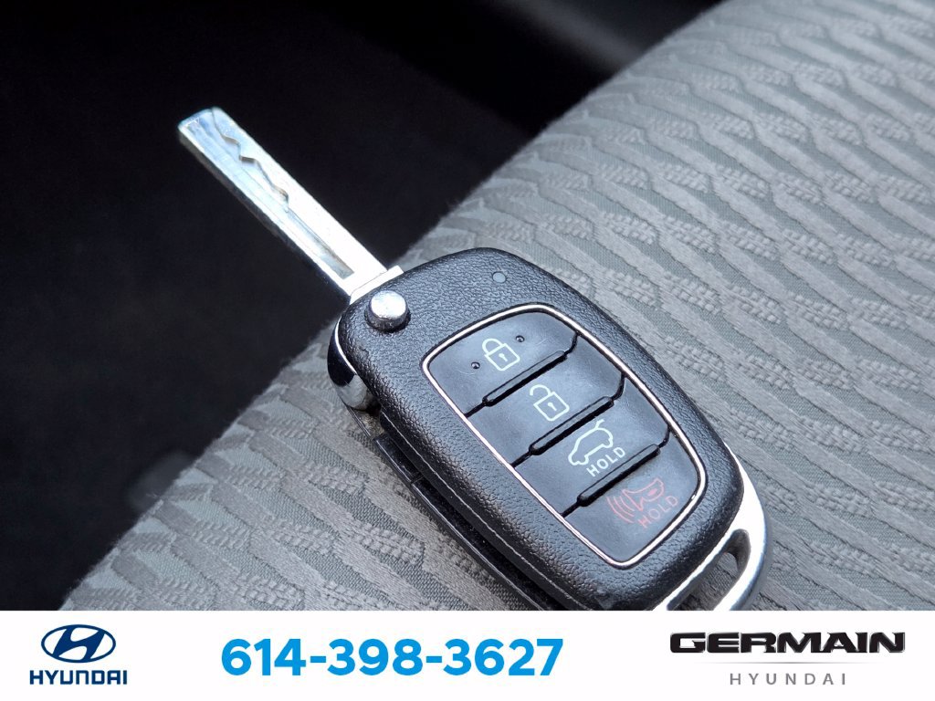 Used 2018 Hyundai Santa Fe Sport FWD image 34