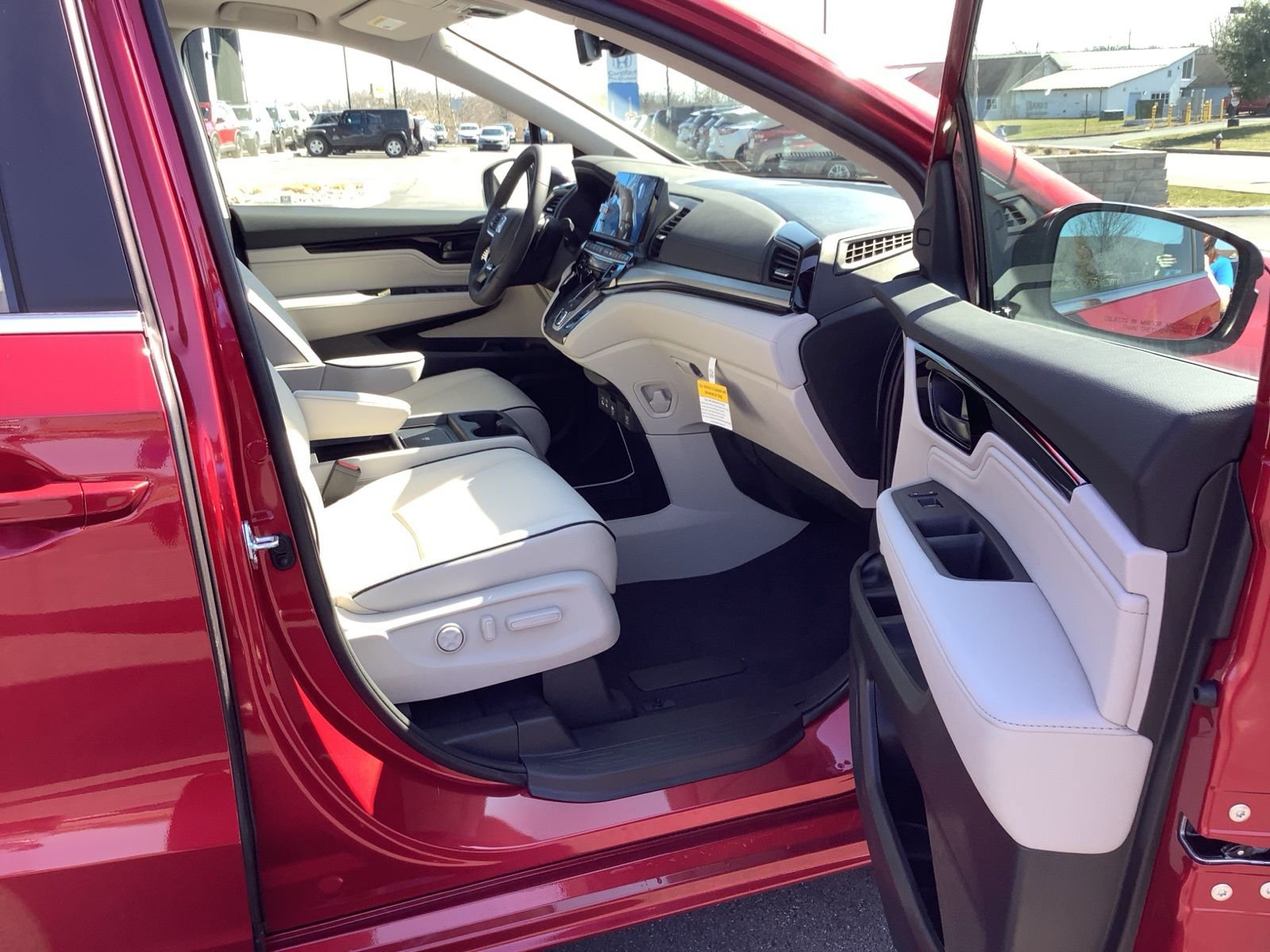 New 2026 Honda Odyssey Touring image 12