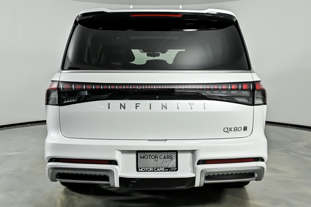 Used 2025 INFINITI QX80 Sensory AWD/4WD image 8