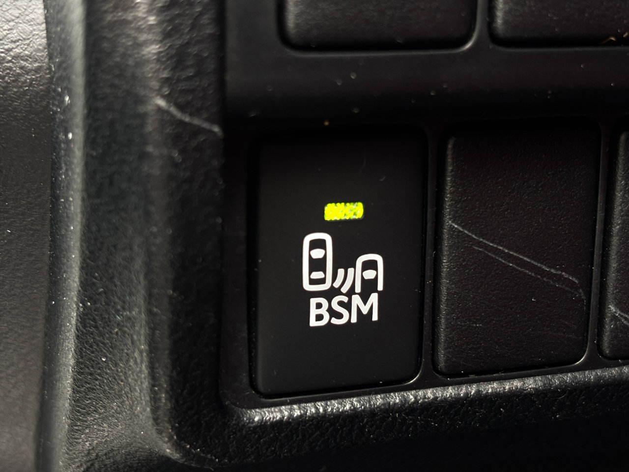 Used 2016 Lexus IS 350 w/ F Sport Package image 19