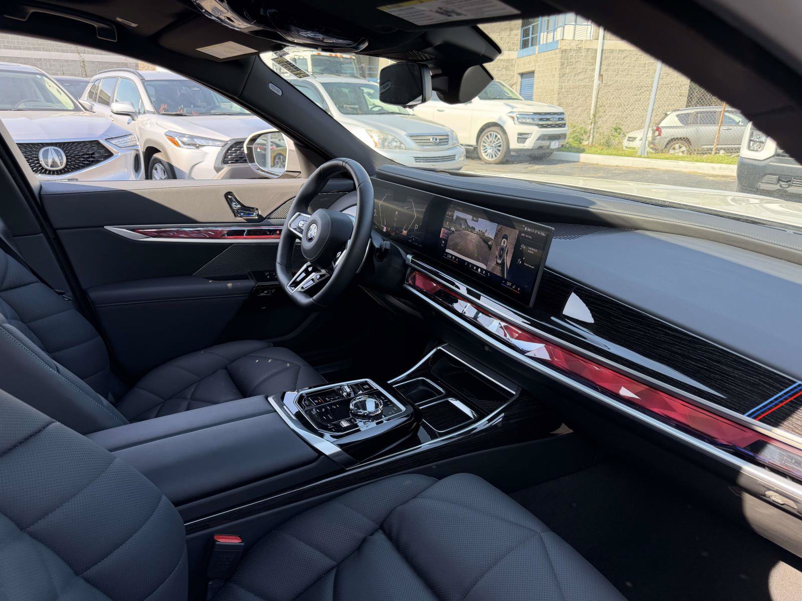 Used 2026 BMW 740i xDrive AWD/4WD image 8