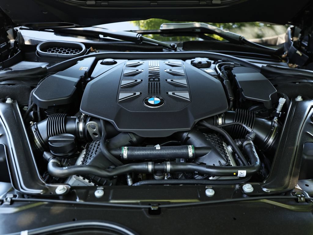 New 2026 BMW 760i xDrive w/ Executive Package AWD/4WD image 33
