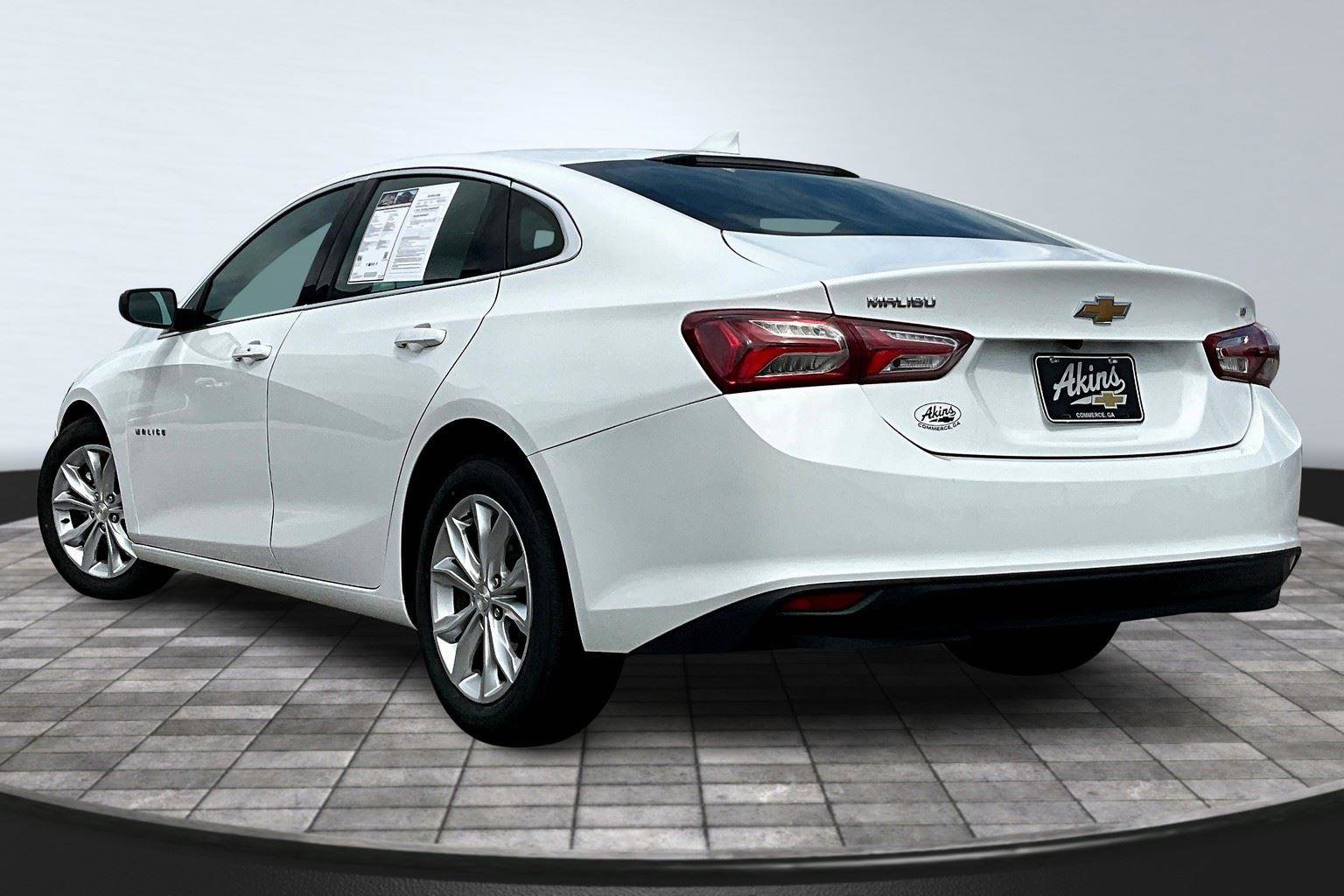 Certified 2021 Chevrolet Malibu LT image 4