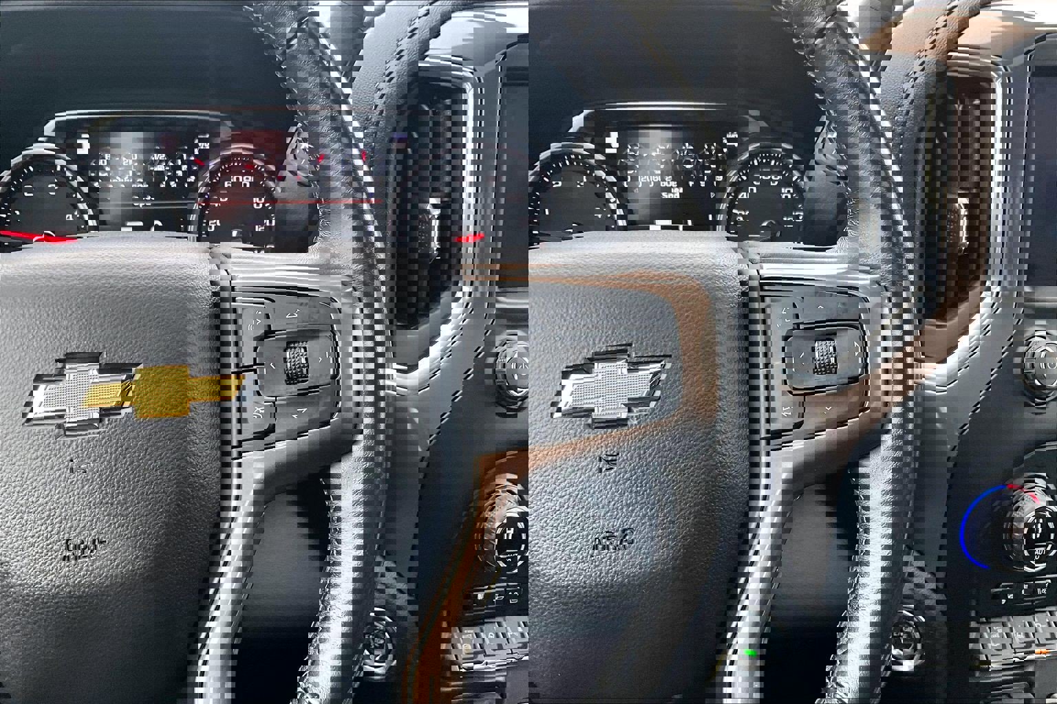 Used 2023 Chevrolet Silverado 2500 High Country image 25