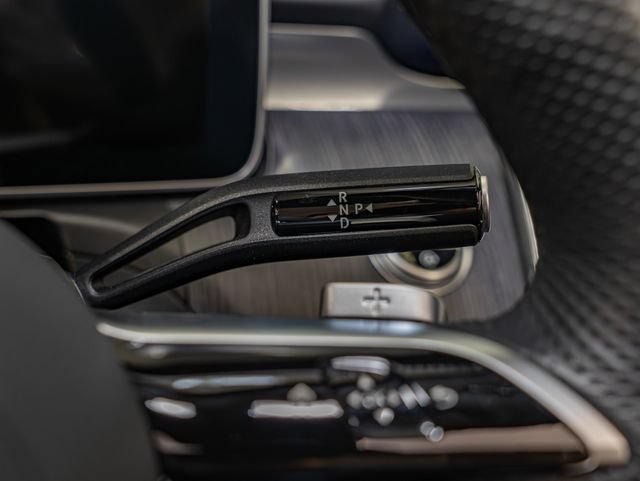Certified 2024 Mercedes-Benz CLE 300 4MATIC Cabriolet image 19