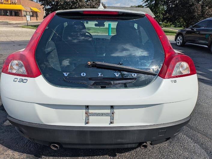Used 2009 Volvo C30 FWD image 9
