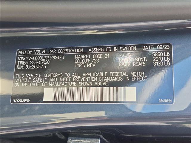 Certified 2024 Volvo XC60 T8 Plus w/ Protection Package Premier AWD/4WD image 25