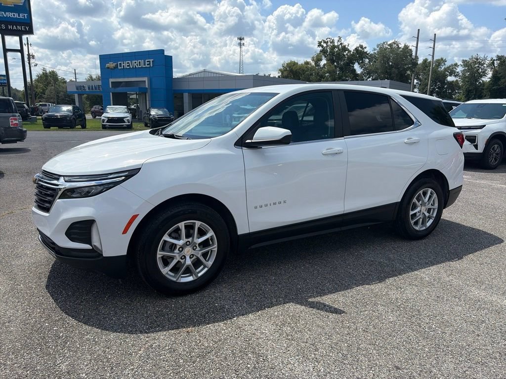 Used 2023 Chevrolet Equinox LT FWD image 3