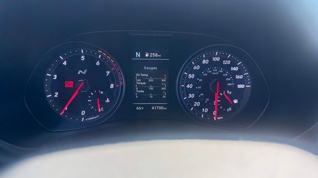 Used 2020 Hyundai Veloster N w/ Performance Package image 10