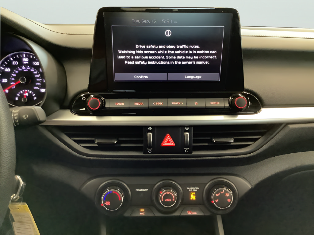 Certified 2024 Kia Forte LXS FWD image 15