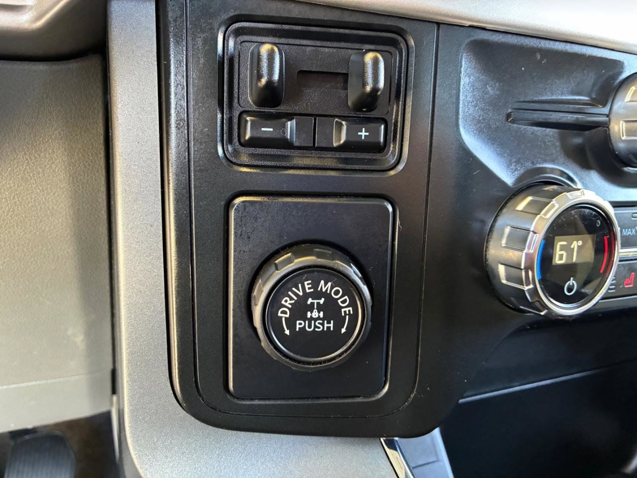 Used 2021 Ford F150 XLT w/ Equipment Group 302A High RWD image 29