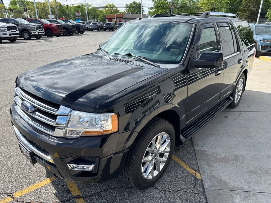 Used 2017 Ford Expedition Limited AWD/4WD image 9