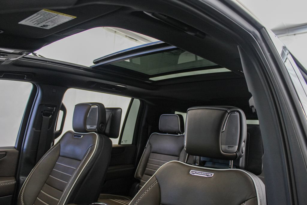 Used 2025 GMC Yukon XL Denali Ultimate AWD/4WD image 21