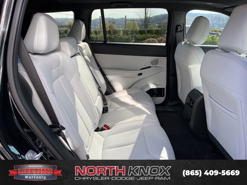 New 2026 Jeep Cherokee Limited image 22