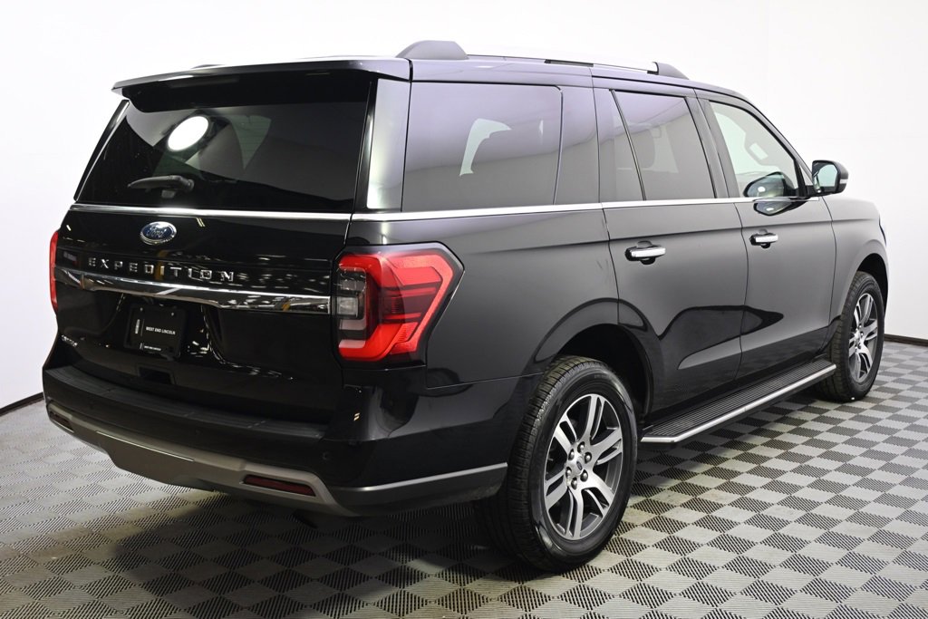 Used 2023 Ford Expedition Limited image 7
