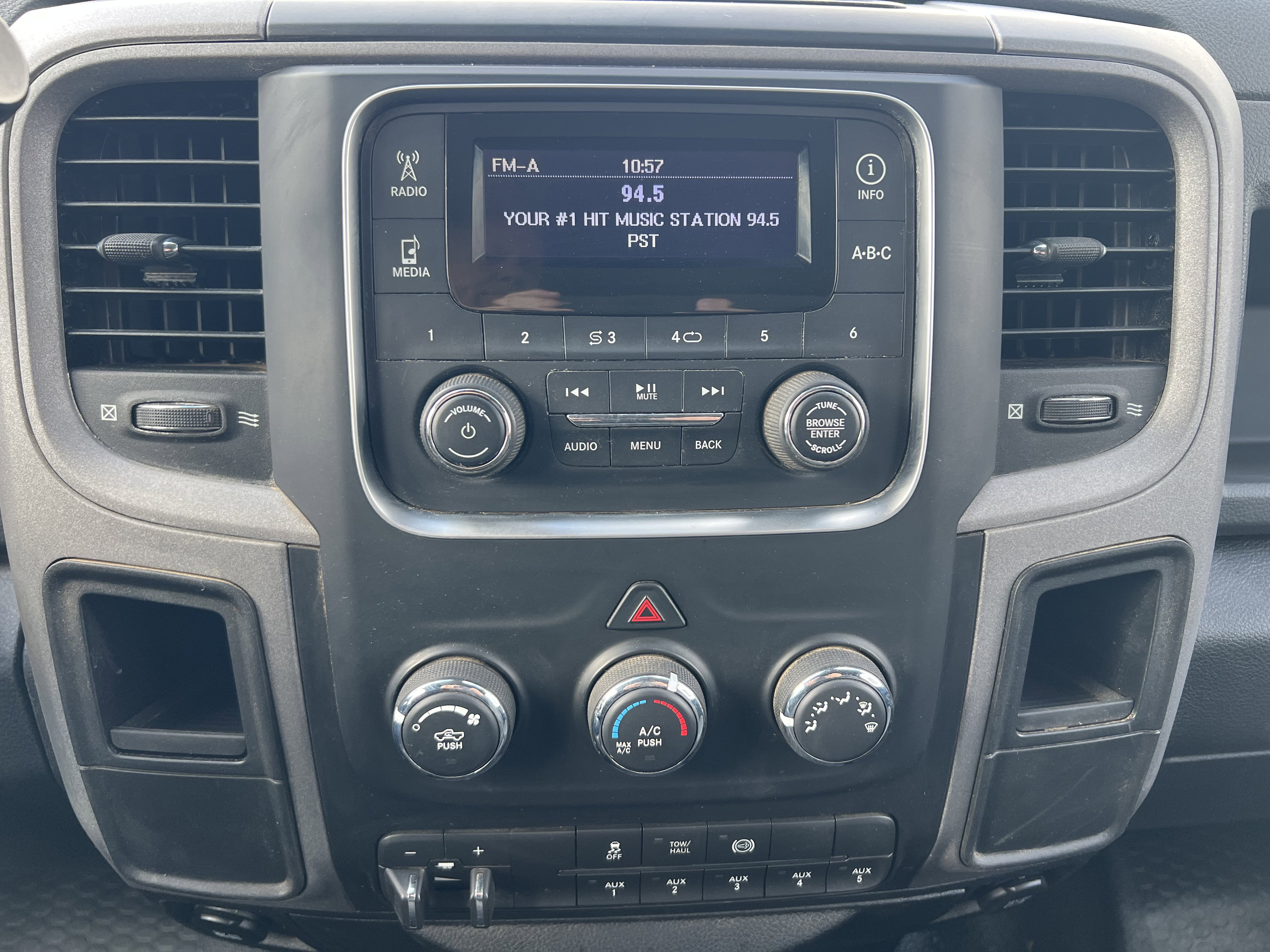 Used 2017 RAM 5500 Tradesman w/ Max Tow Package image 14