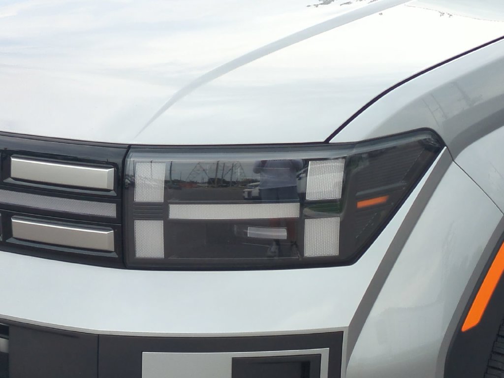 New 2027 Hyundai Santa Fe SE FWD image 10