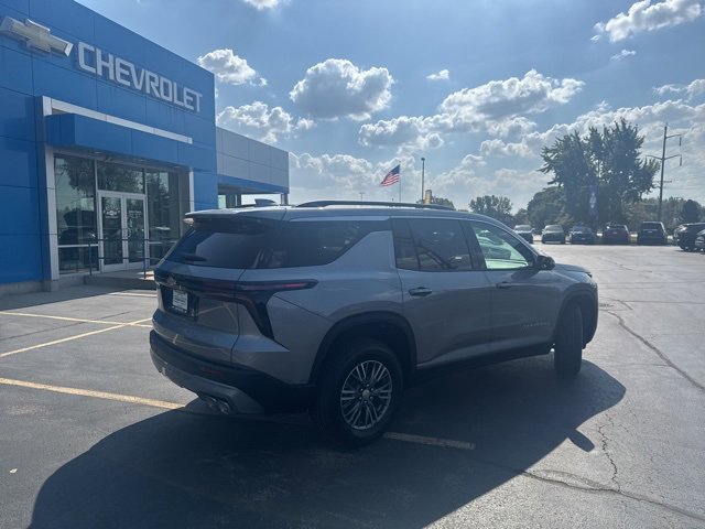 New 2026 Chevrolet Traverse LT w/ Driver Confidence Package image 3