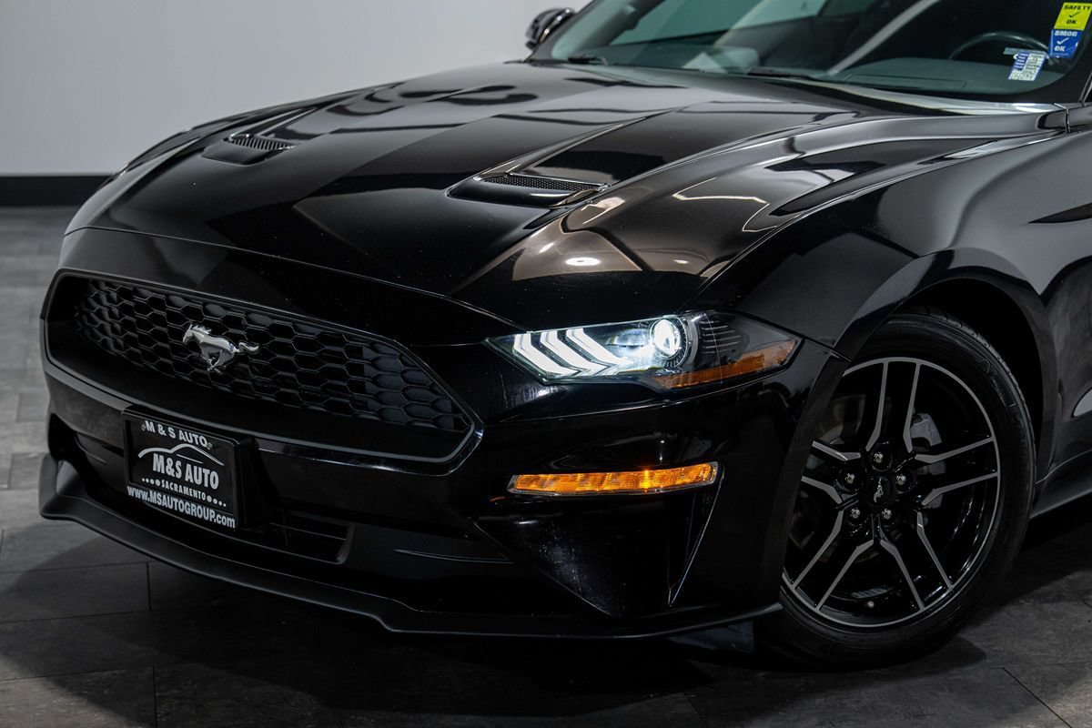 Used 2023 Ford Mustang Premium RWD image 11