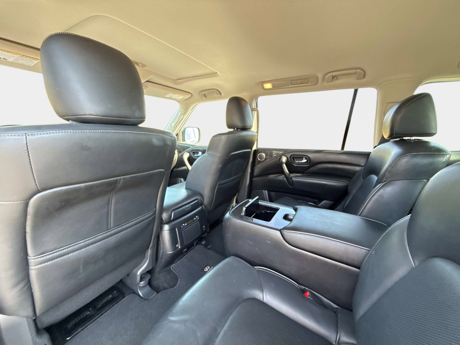 Used 2022 INFINITI QX80 Luxe AWD/4WD image 19