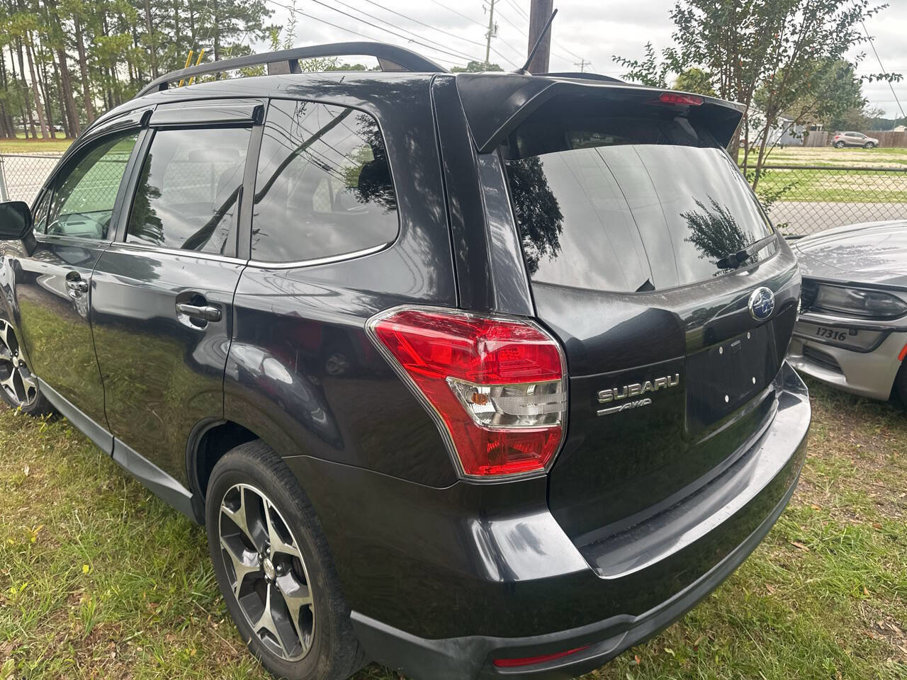 Used 2014 Subaru Forester 2.0XT Premium AWD/4WD image 5