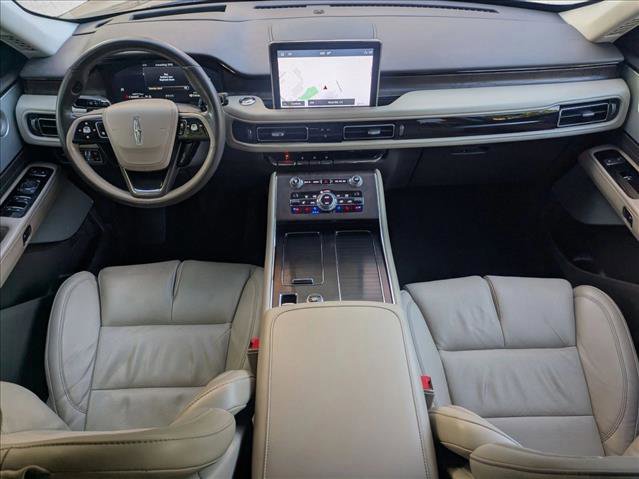 Used 2020 Lincoln Aviator Reserve w/ Equipment Group 202A image 18