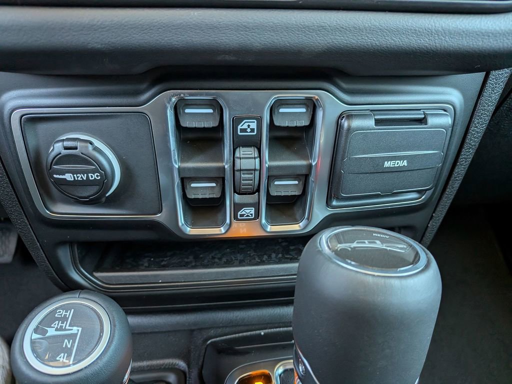 New 2026 Jeep Gladiator Mojave AWD/4WD image 31