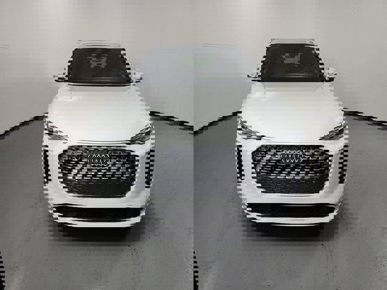 Used 2025 Audi Q5 Premium Plus w/ Premium Plus image 3