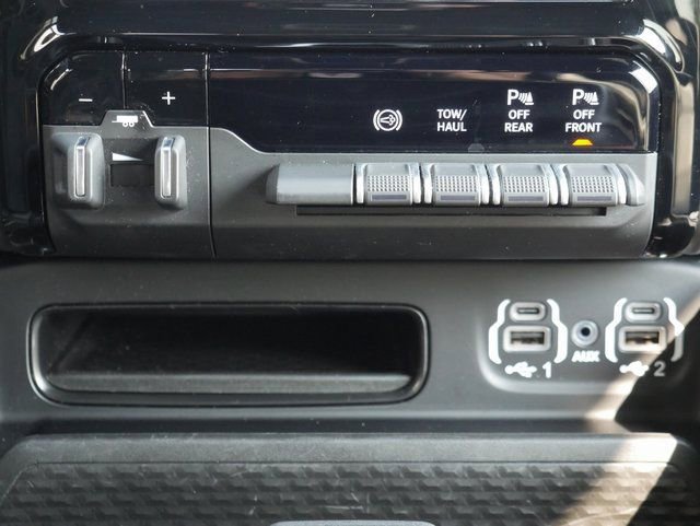 Used 2024 RAM 2500 Rebel w/ Towing Technology Group image 26
