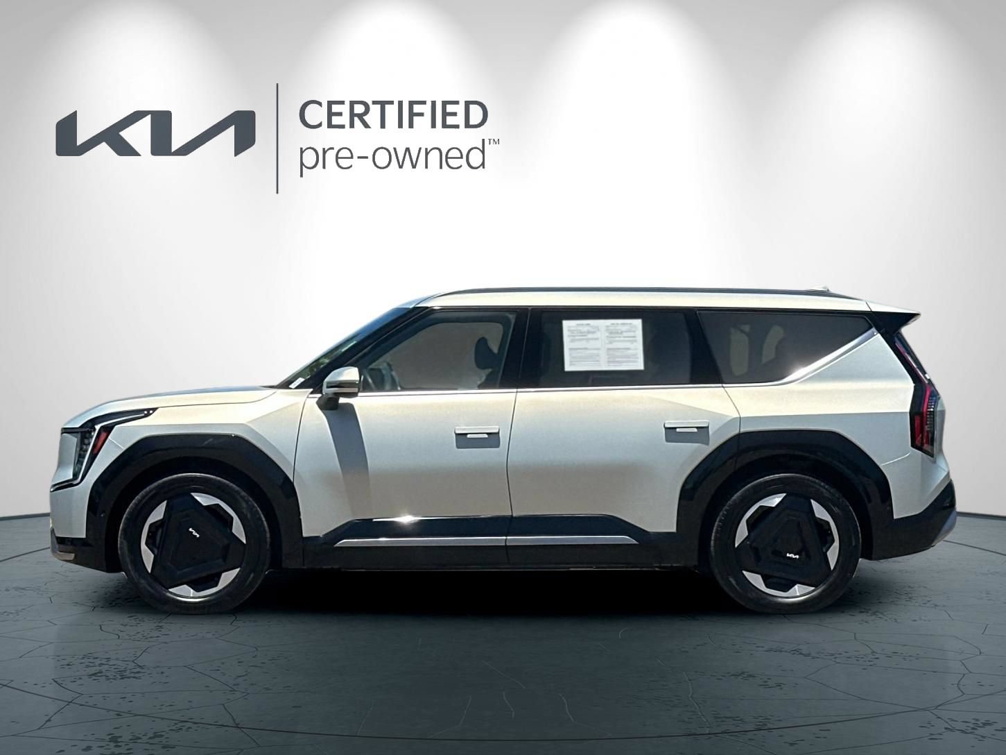Certified 2024 Kia EV9 Land AWD/4WD image 7