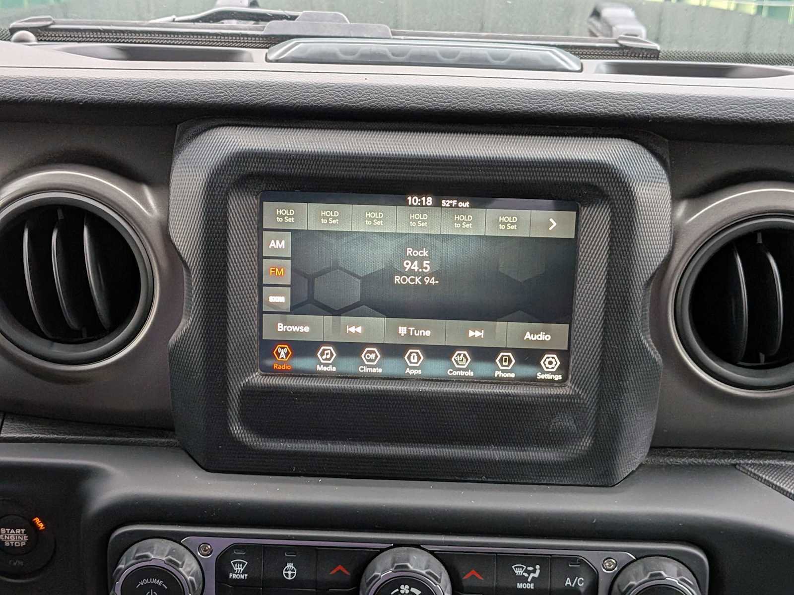 Used 2023 Jeep Wrangler Unlimited w/ Cold Weather Group image 28