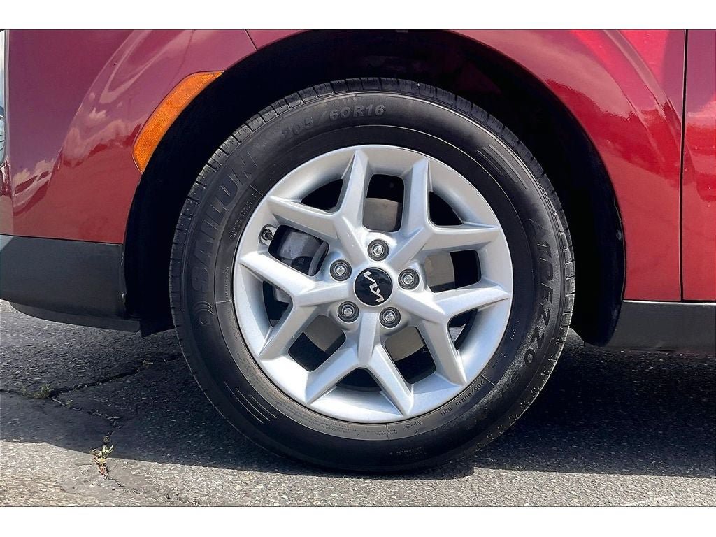Used 2022 Kia Soul LX w/ Technology Package FWD image 10