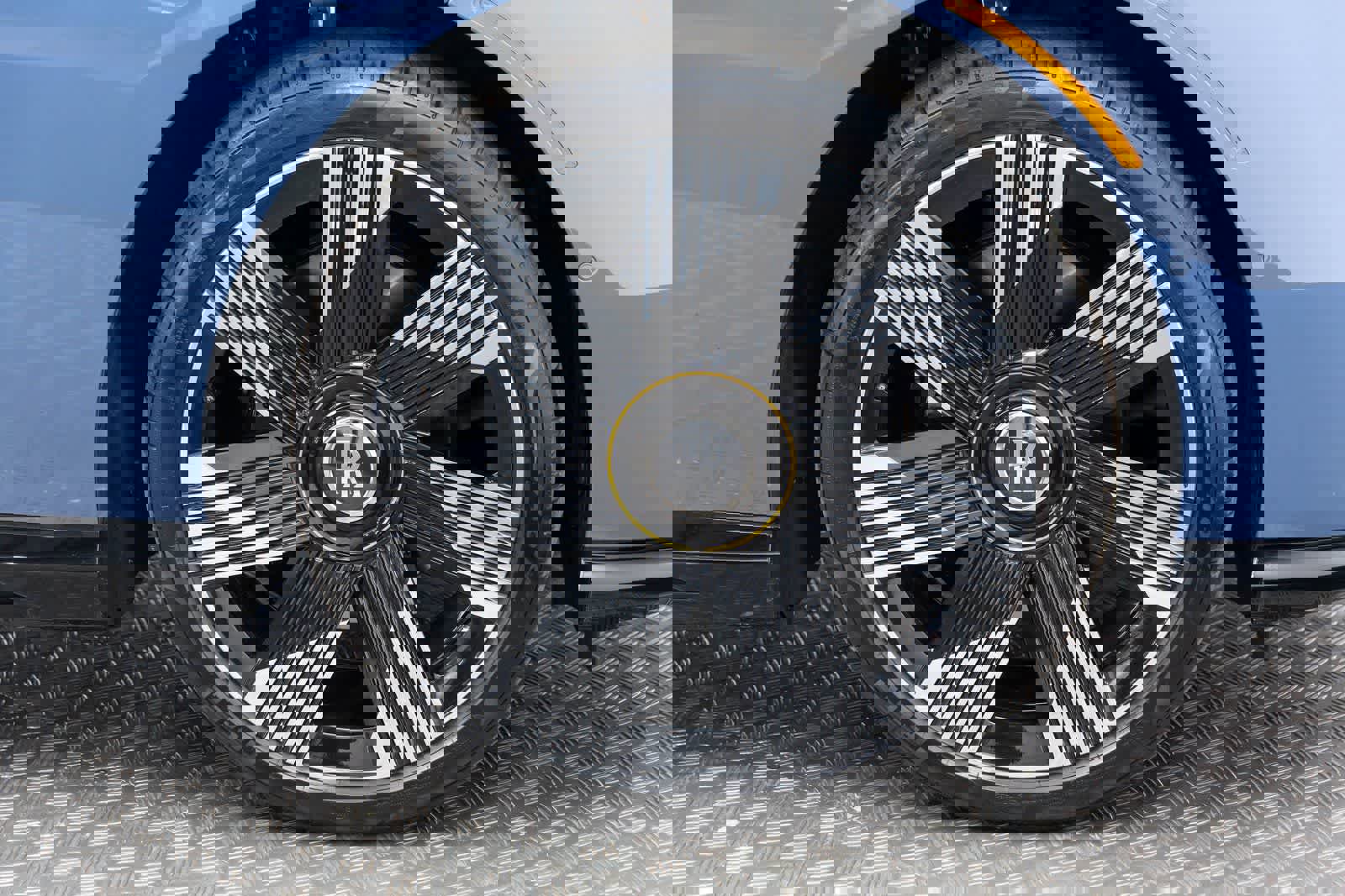 Certified 2024 Rolls-Royce Spectre w/ Spectre Launch Package image 43